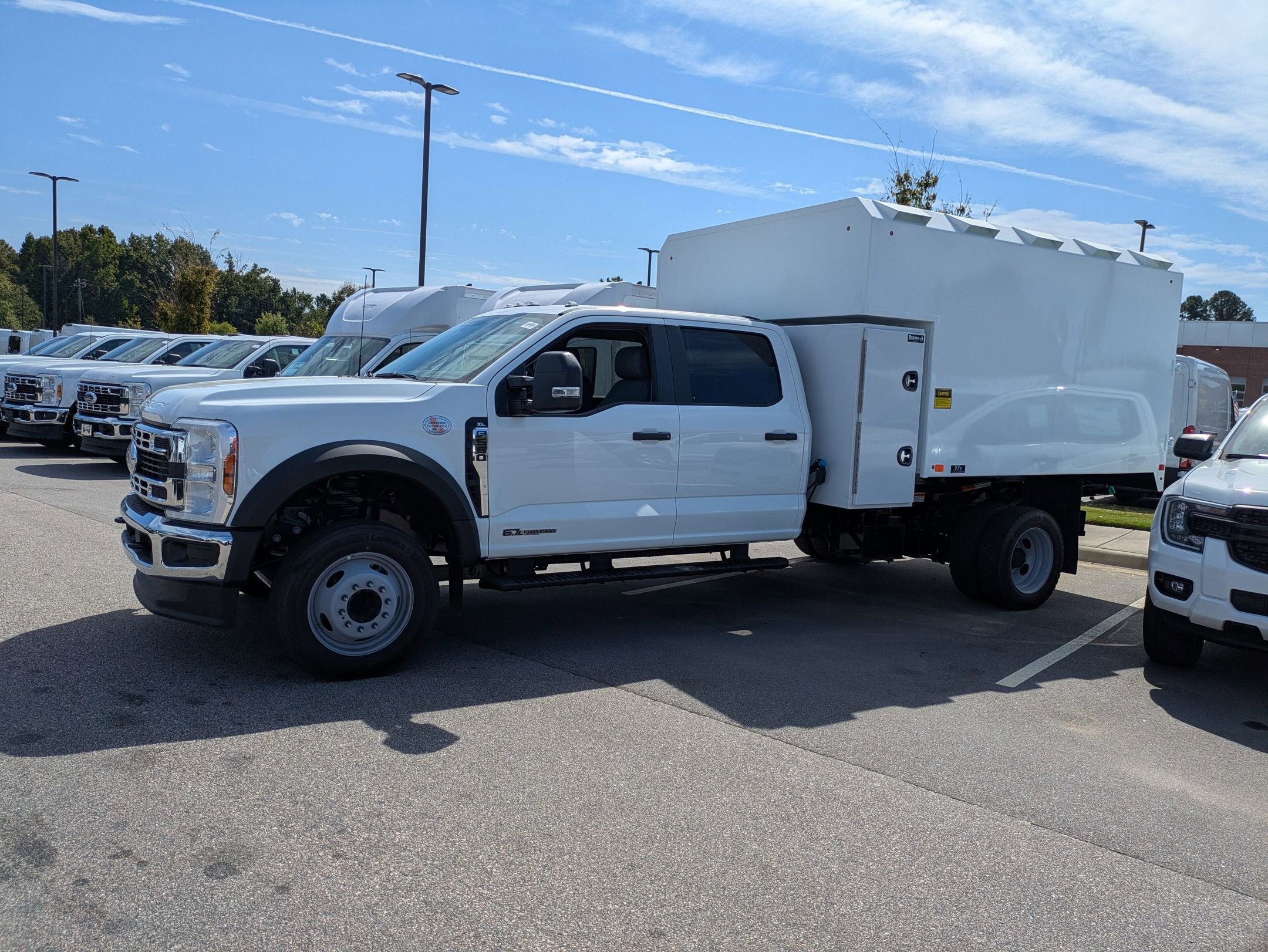 2025 Ford Super Duty F-550 DRW XL
