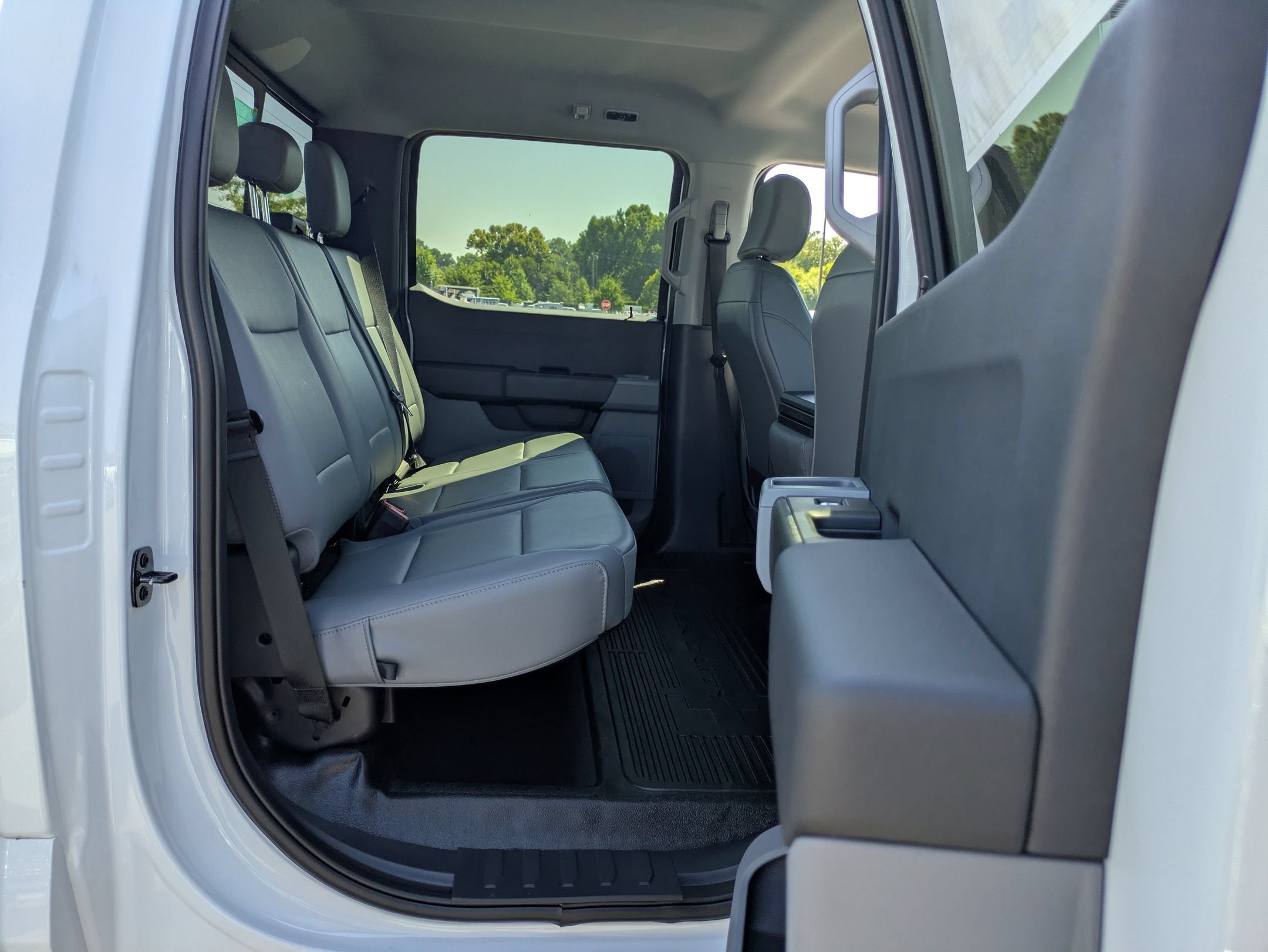 2026 Ford Super Duty F-550 DRW XL