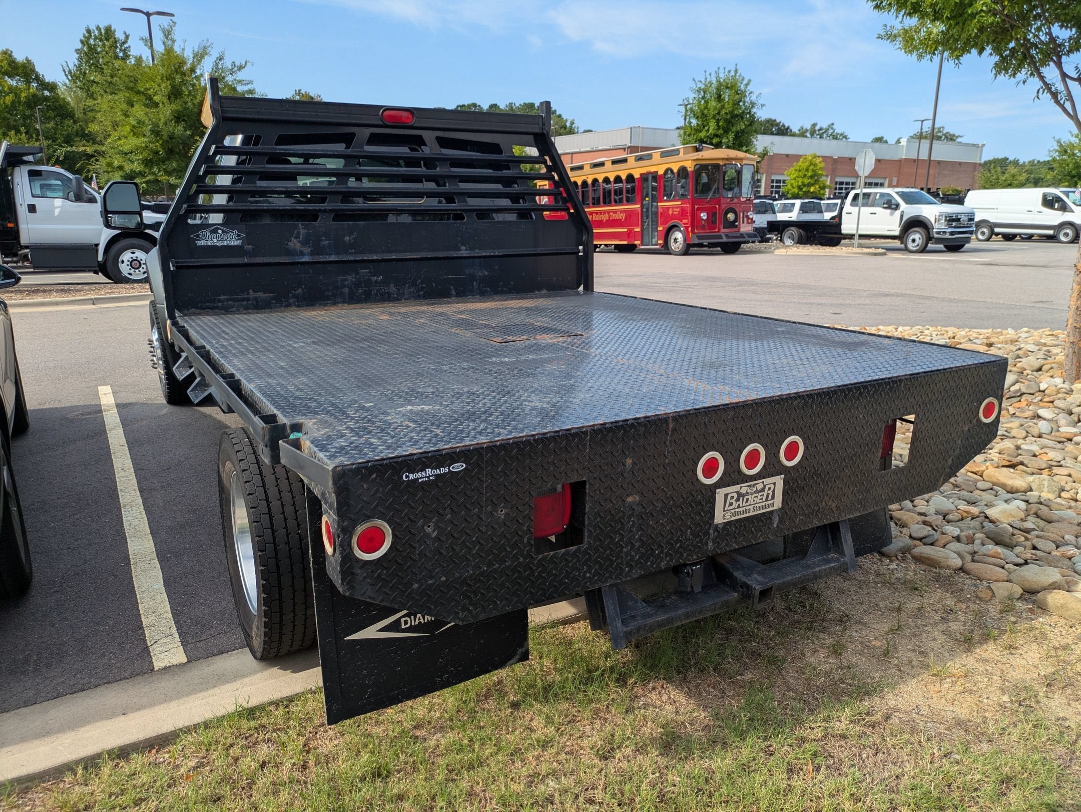 2022 Ford Super Duty F-450 DRW LARIAT
