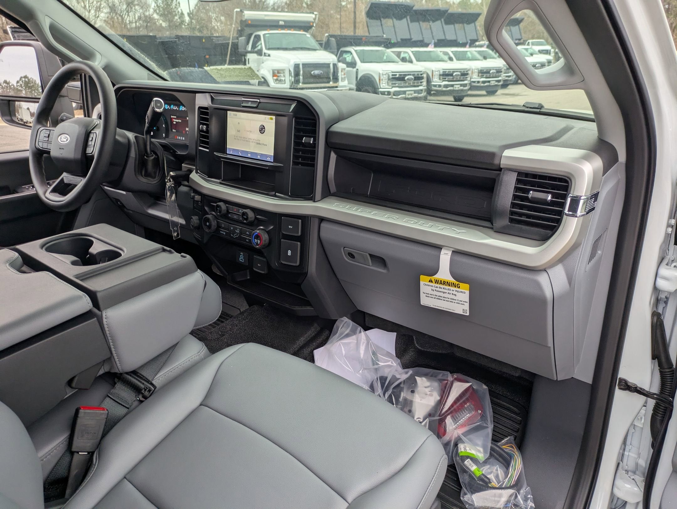 2025 Ford Super Duty F-350 SRW XL