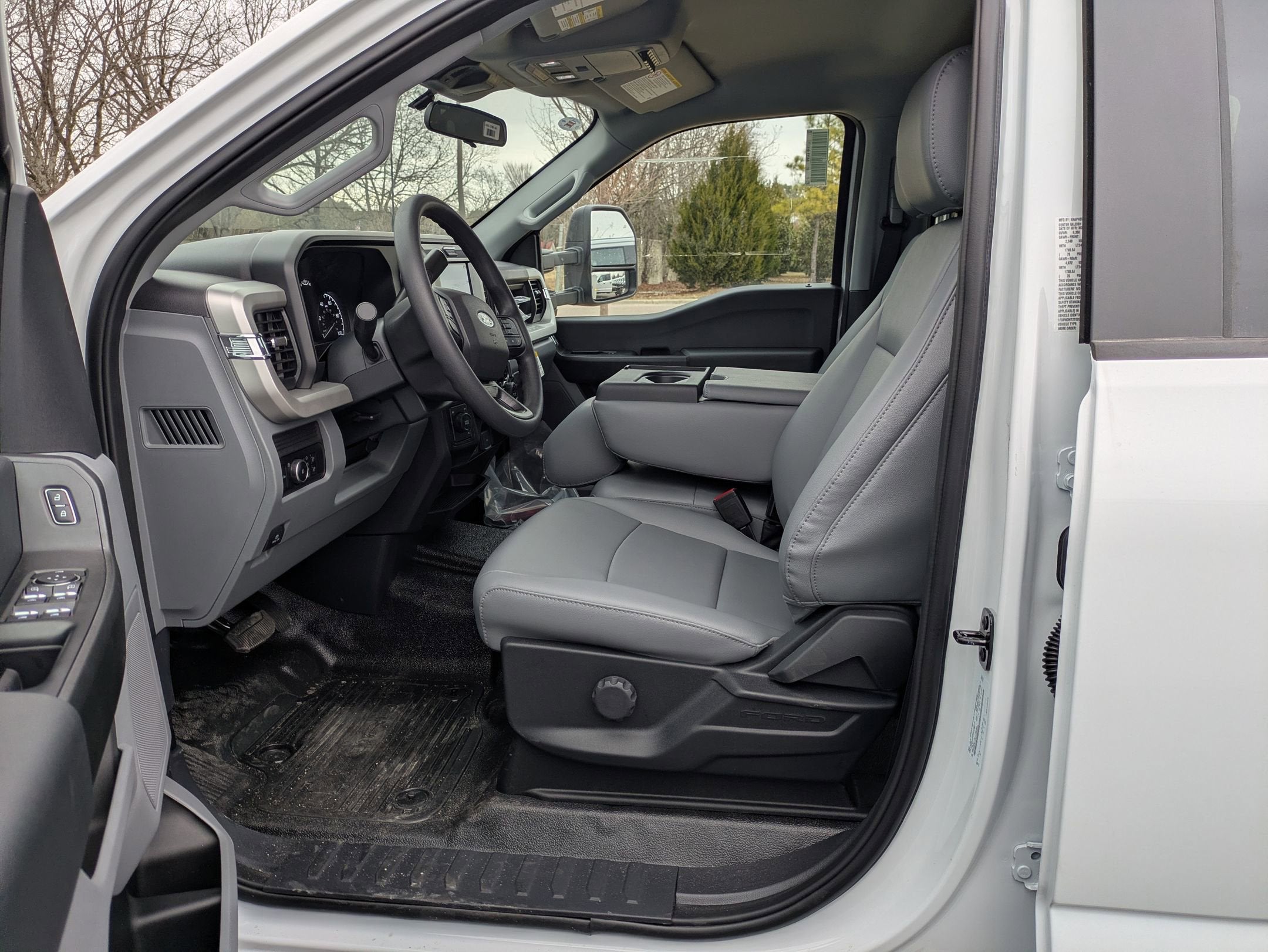 2026 Ford Super Duty F-350 DRW XL