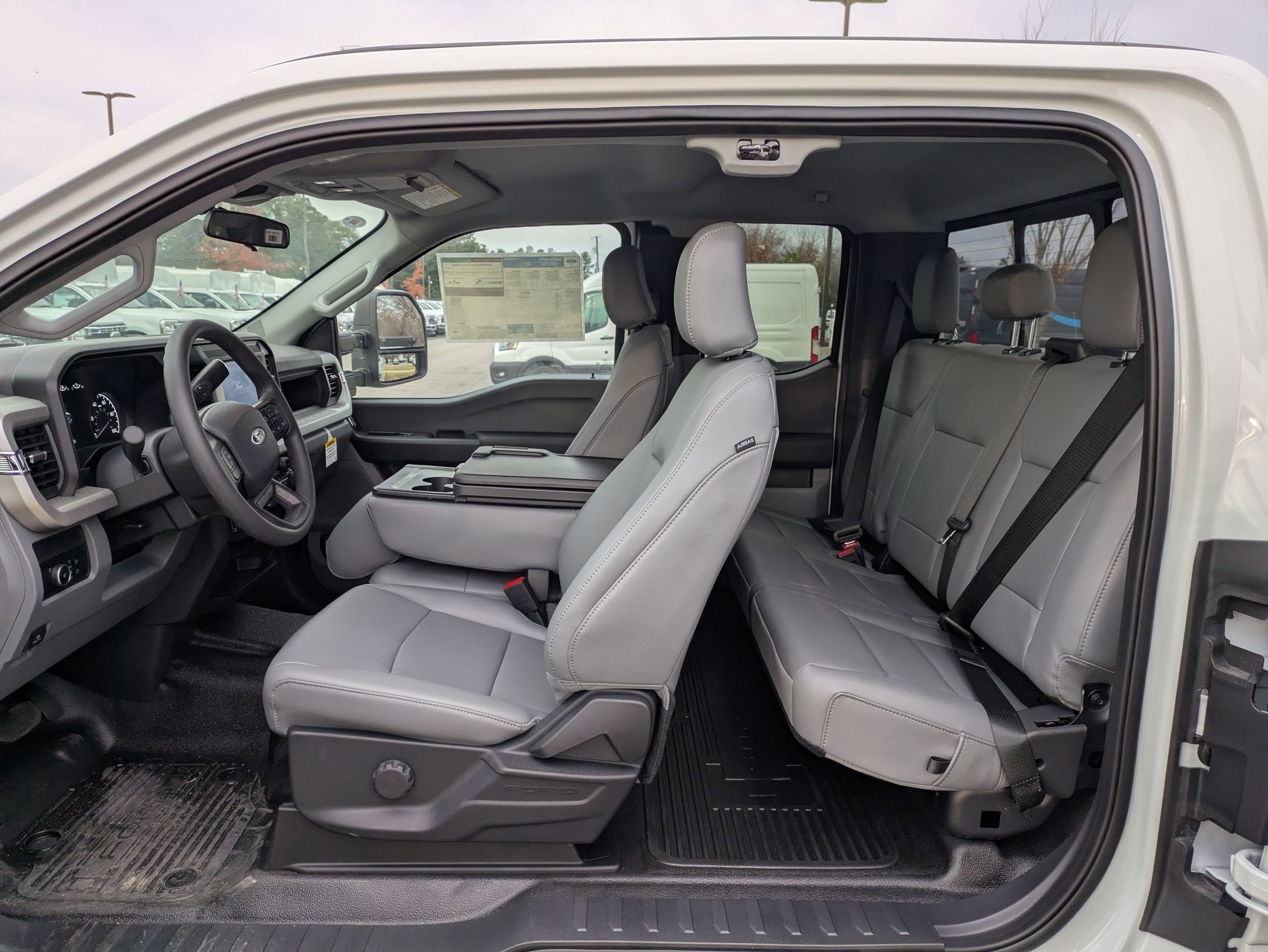 2025 Ford Super Duty F-350 SRW XL