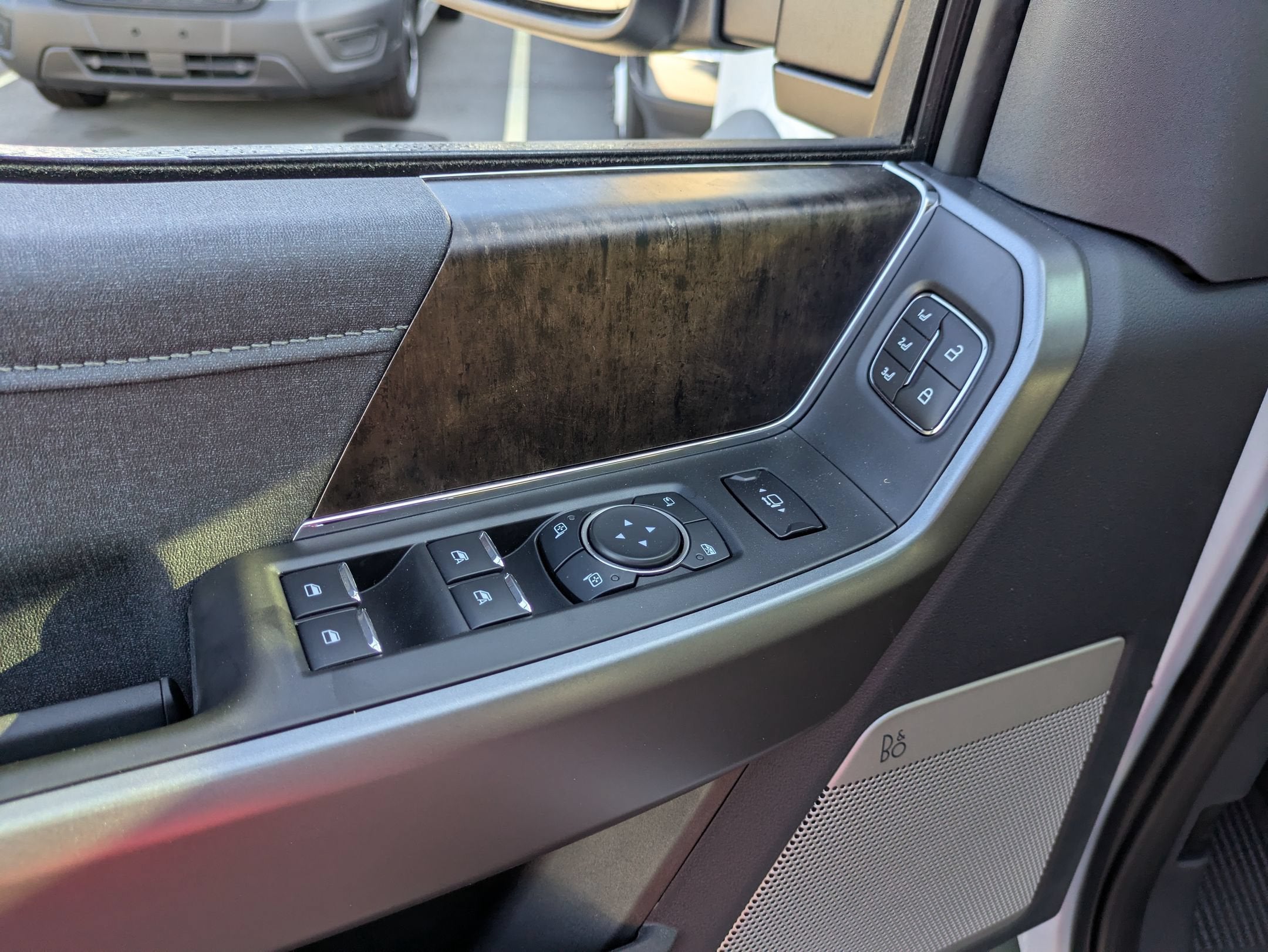 2026 Ford Super Duty F-450 DRW LARIAT
