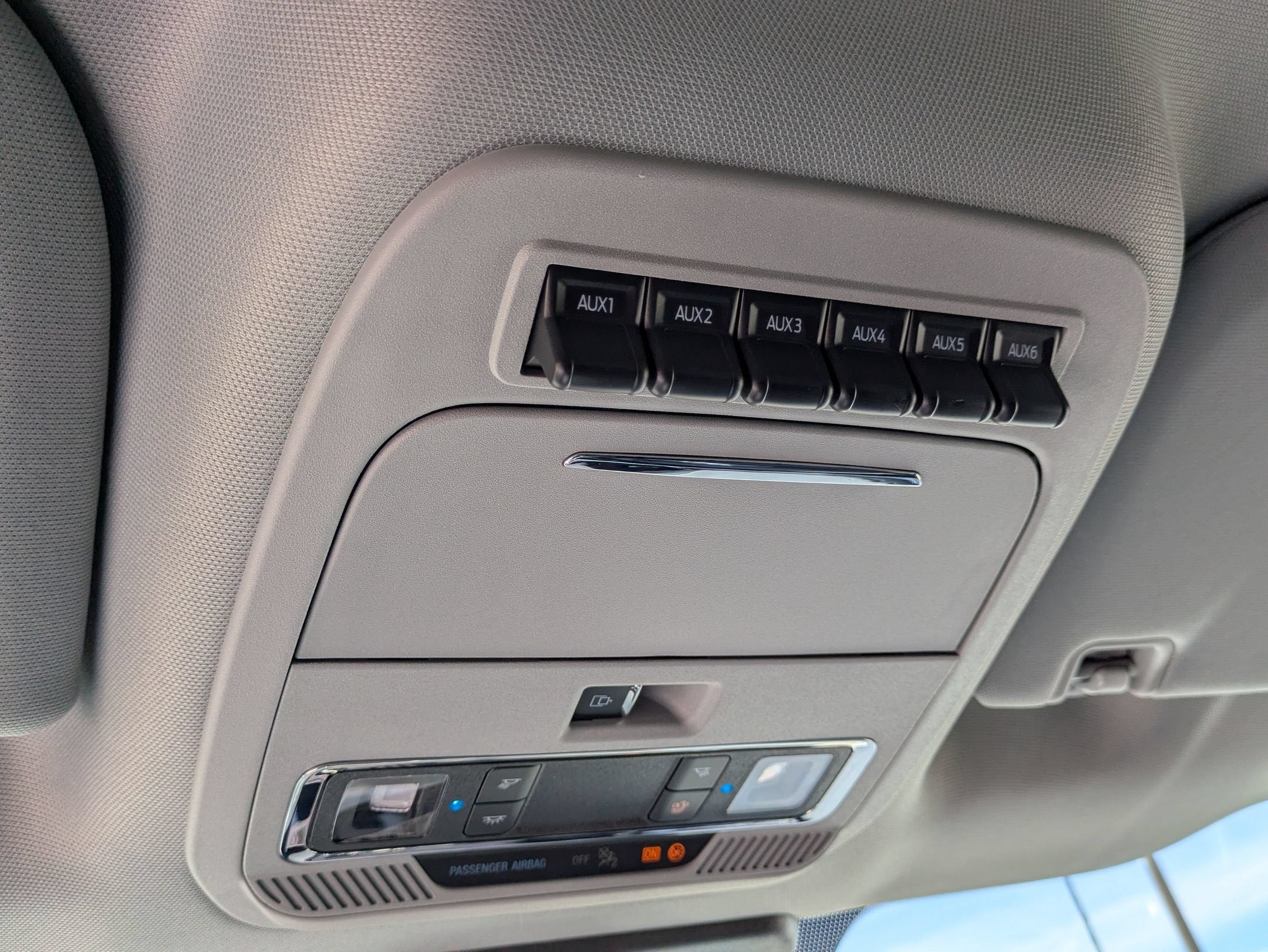2026 Ford Super Duty F-450 DRW LARIAT