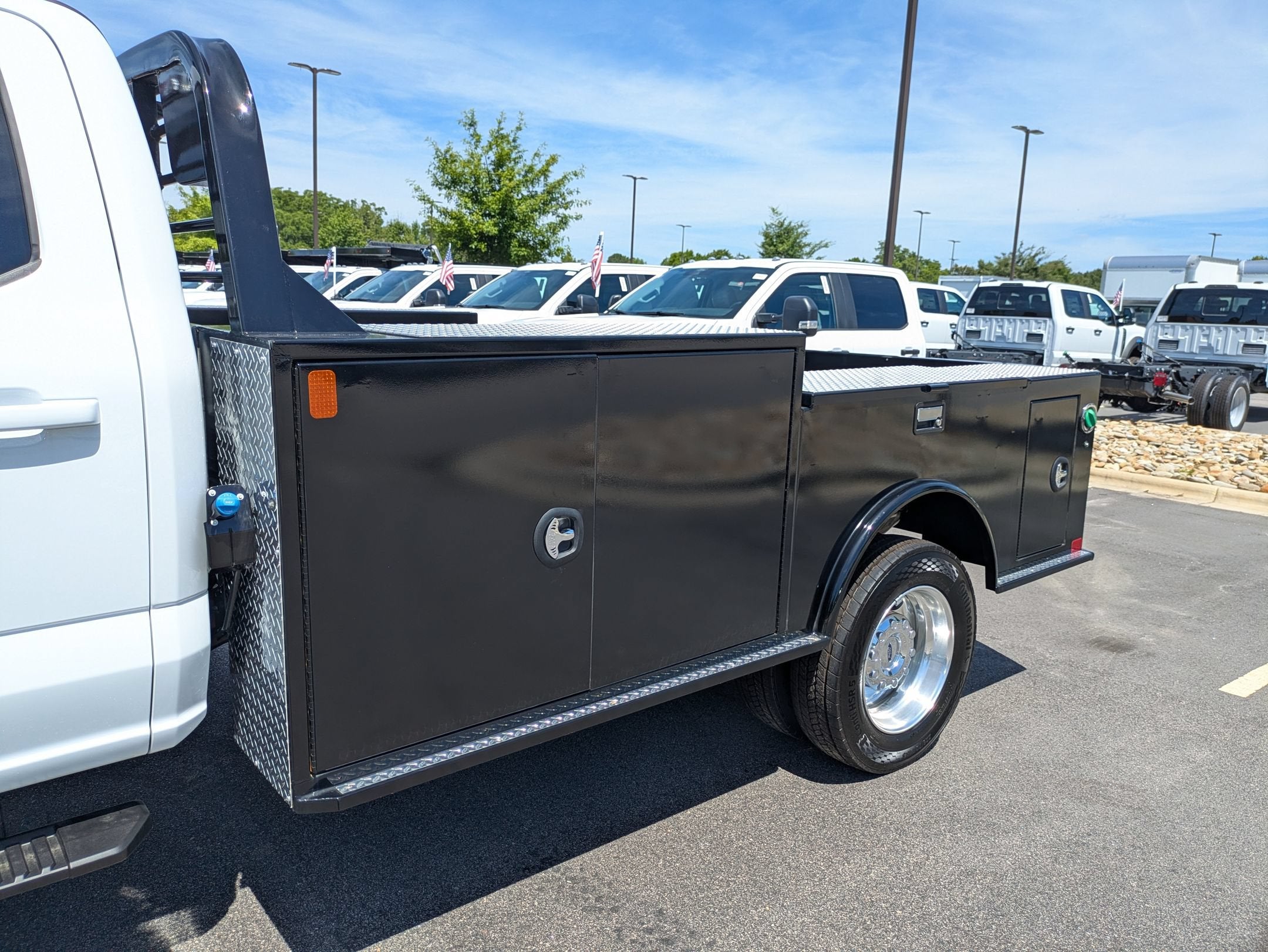 2026 Ford Super Duty F-450 DRW LARIAT