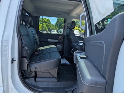 2026 Ford Super Duty F-450 DRW LARIAT