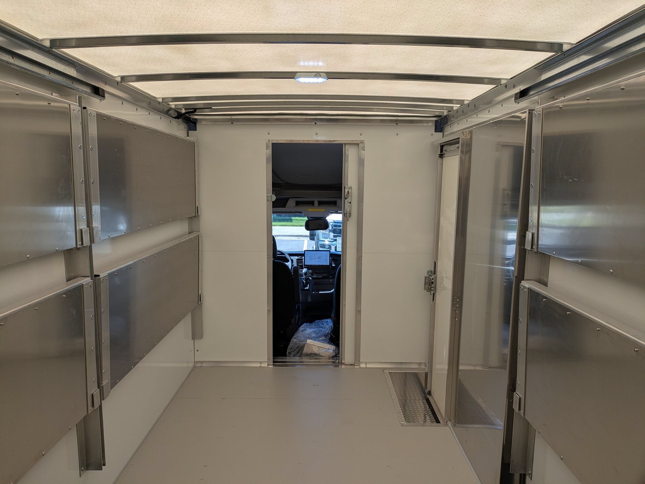 2026 Ford Transit Cutaway Base