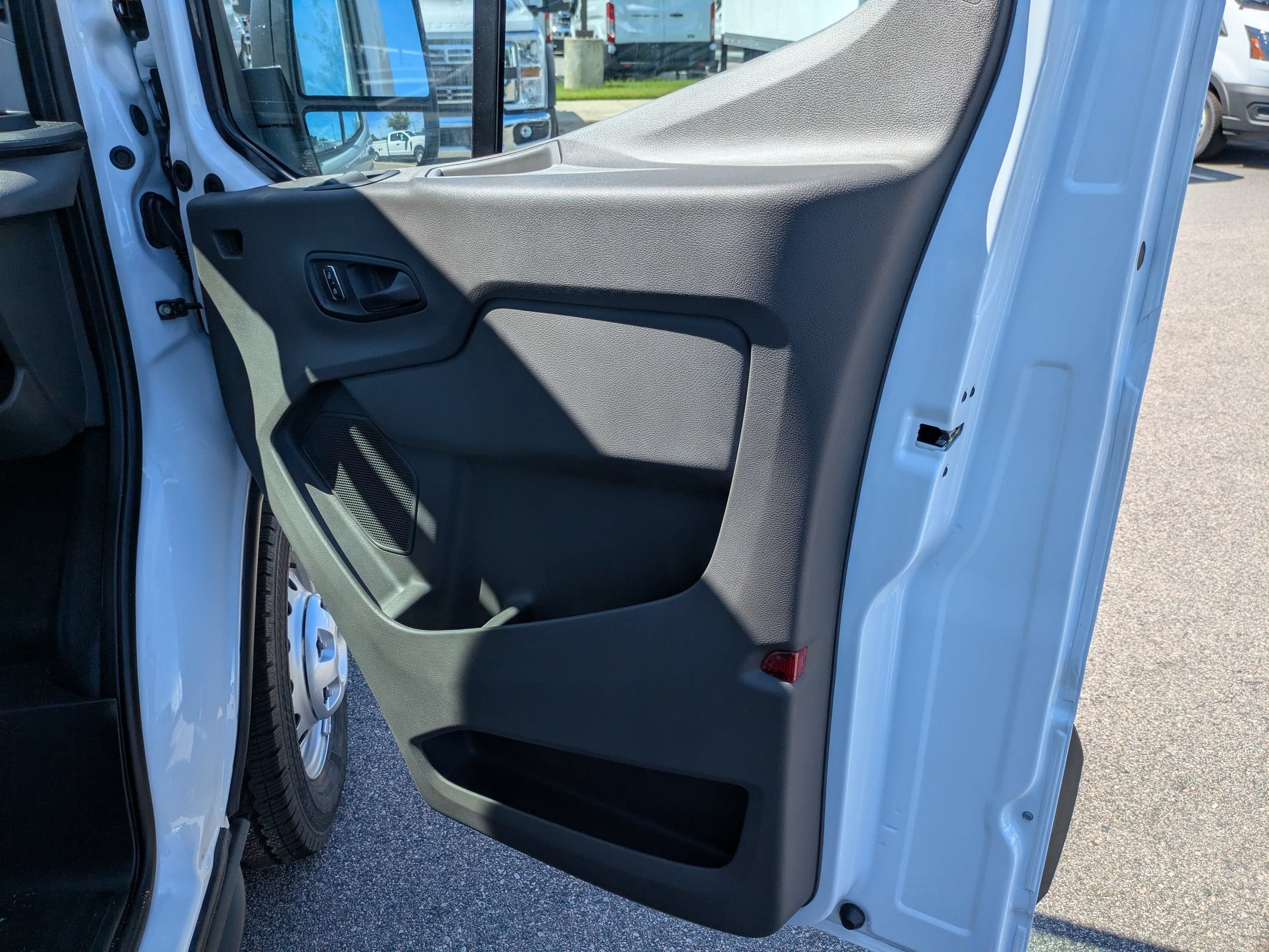 2026 Ford Transit Cutaway Base