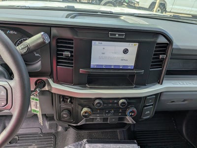 2026 Ford Super Duty F-550 DRW XL