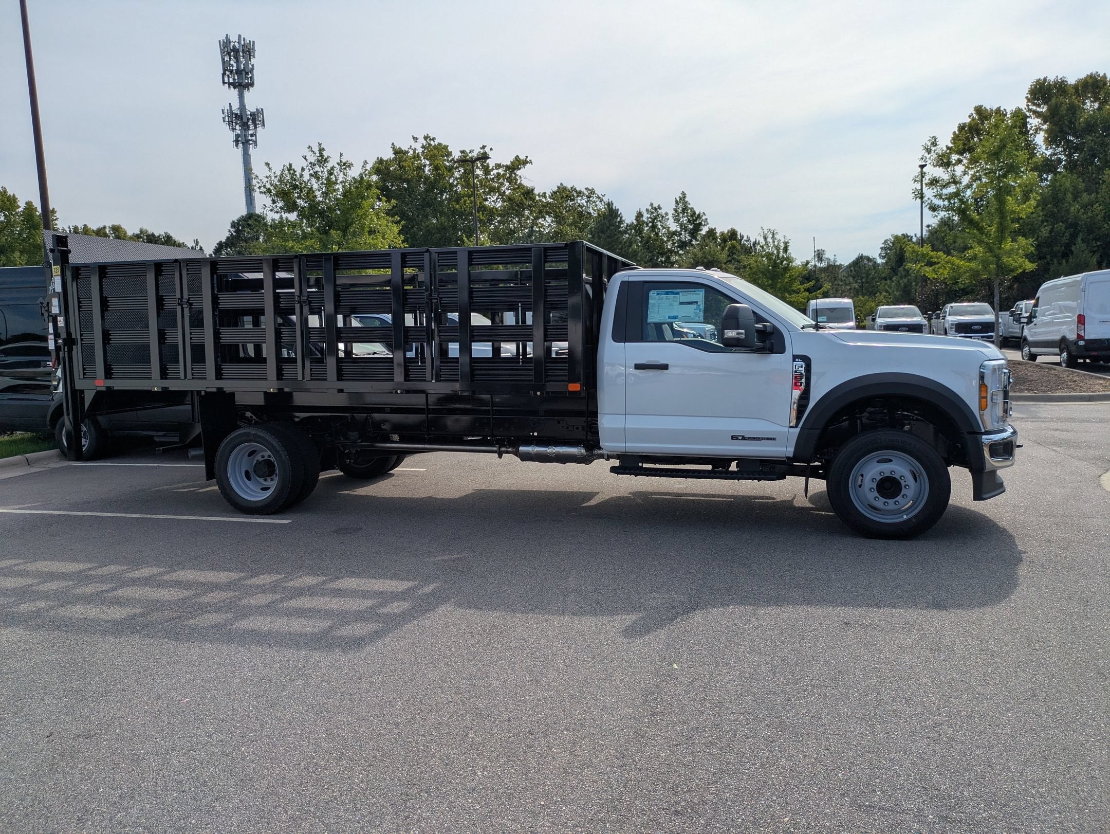2026 Ford Super Duty F-550 DRW XL