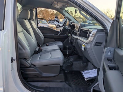 2026 Ford Super Duty F-550 DRW XL