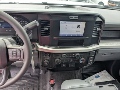 2026 Ford Super Duty F-550 DRW XL