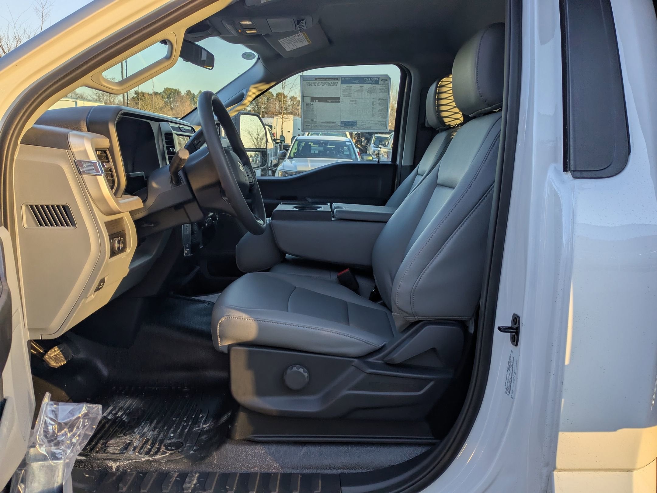 2026 Ford Super Duty F-550 DRW XL