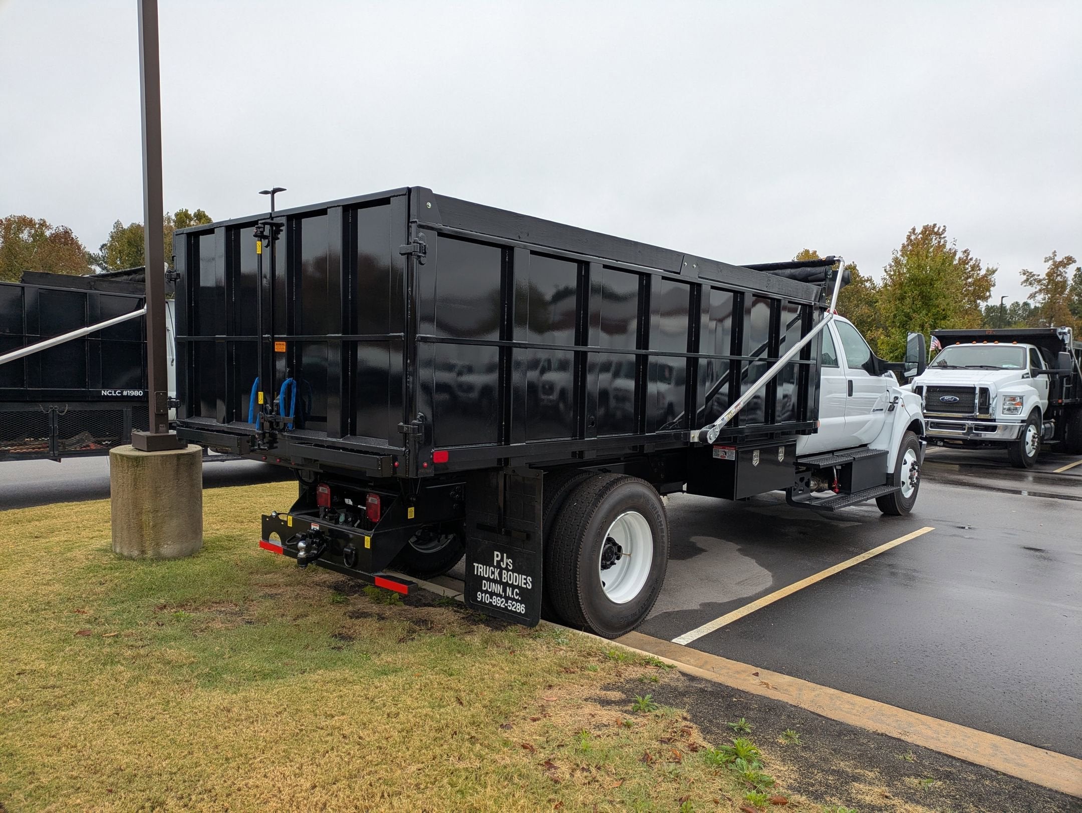2026 Ford F-750SD Base