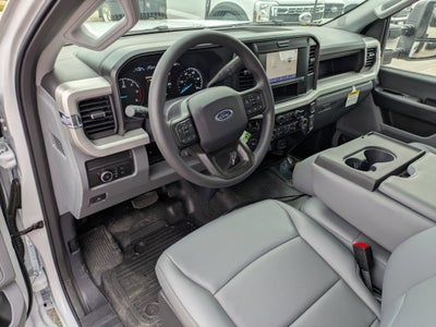 2026 Ford Super Duty F-350 DRW XL