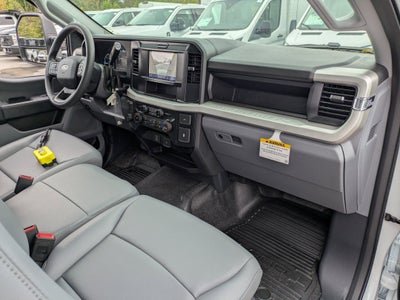 2026 Ford Super Duty F-350 DRW XL