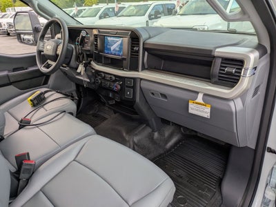 2026 Ford Super Duty F-350 DRW XL