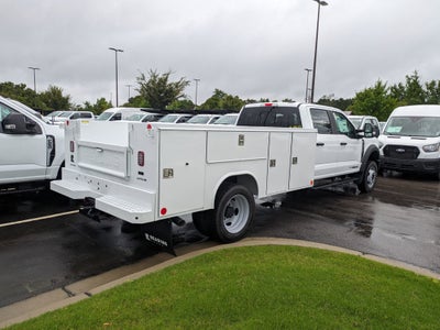 2025 Ford Super Duty F-550 DRW XL