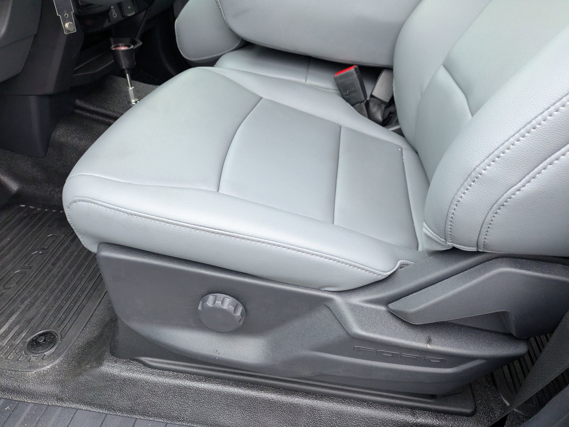 2025 Ford Super Duty F-550 DRW XL