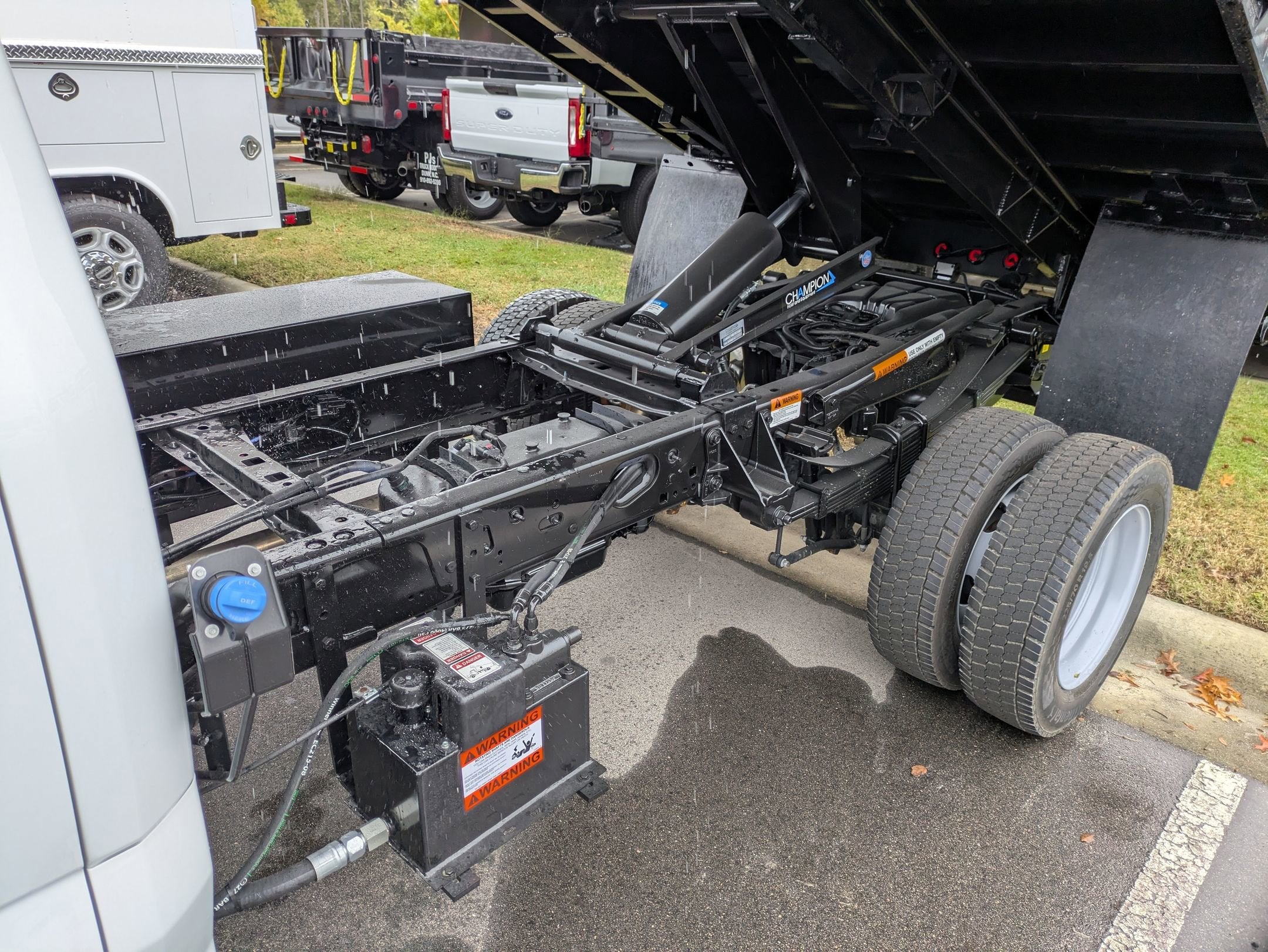 2025 Ford Super Duty F-550 DRW XL