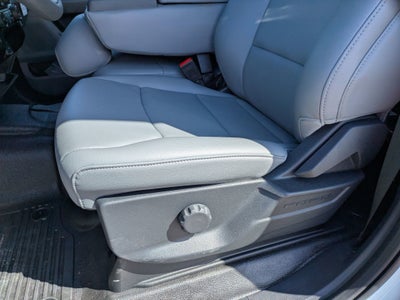 2025 Ford Super Duty F-550 DRW XL