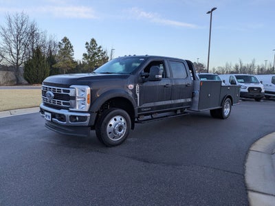 2025 Ford Super Duty F-550 DRW XL