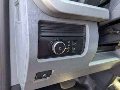 2027 Ford Super Duty F-550 DRW XL