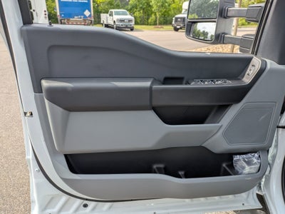 2026 Ford Super Duty F-550 DRW XL