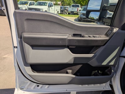 2026 Ford Super Duty F-550 DRW XL