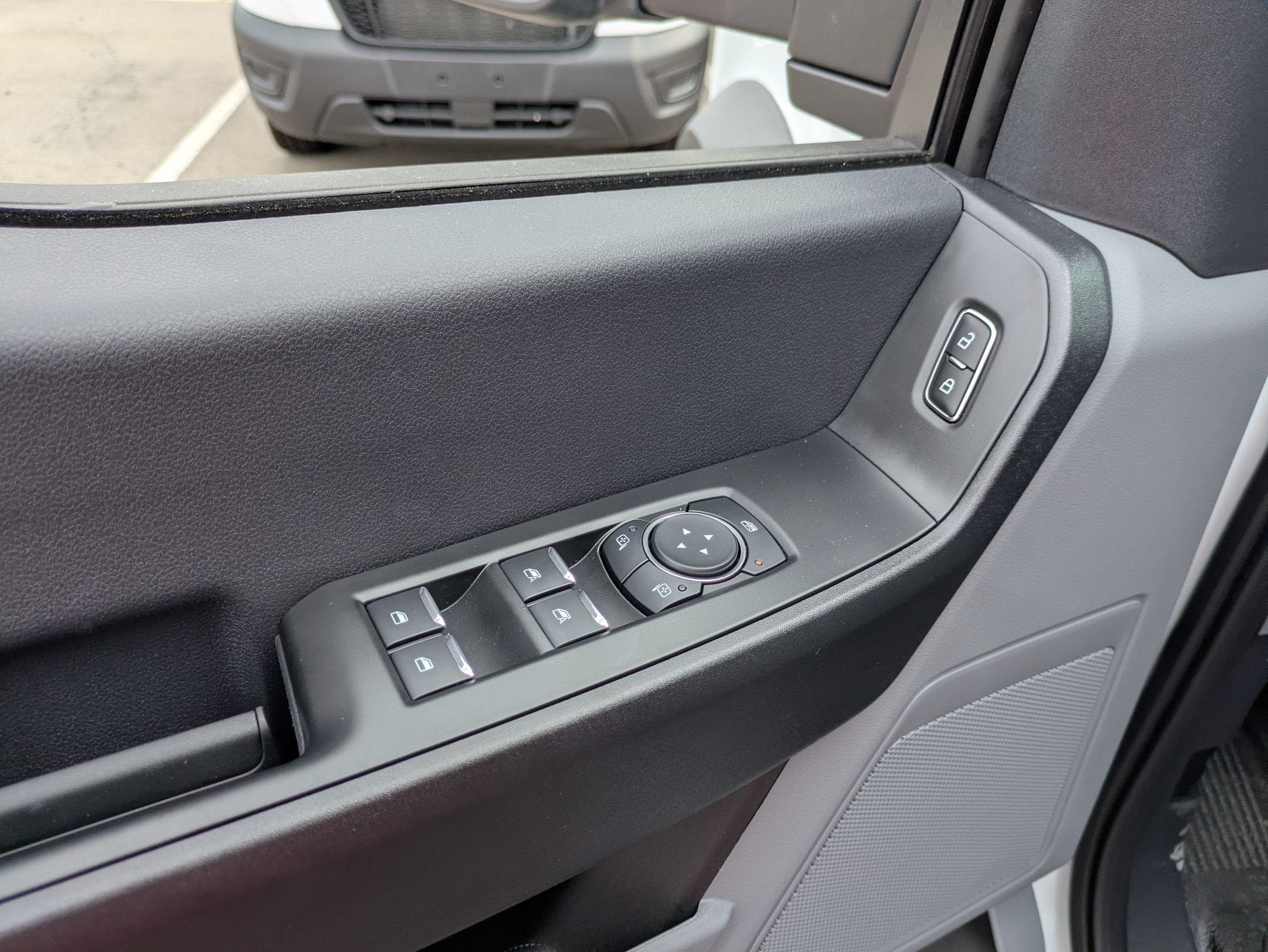 2026 Ford Super Duty F-550 DRW XL