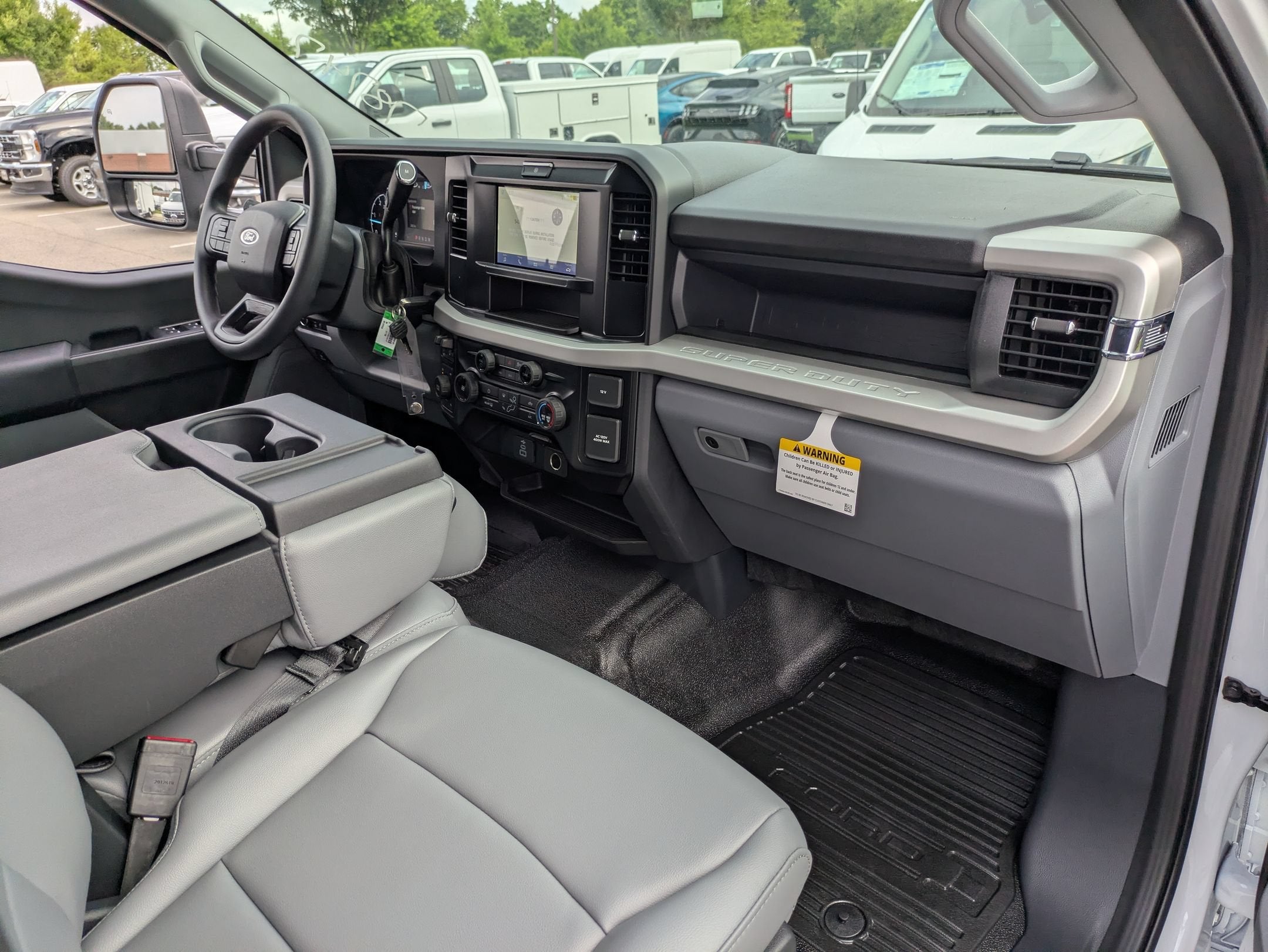 2026 Ford Super Duty F-550 DRW XL