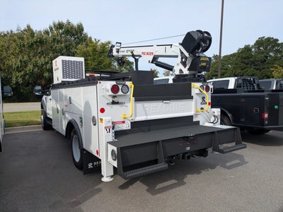 2026 Ford Super Duty F-550 DRW XL
