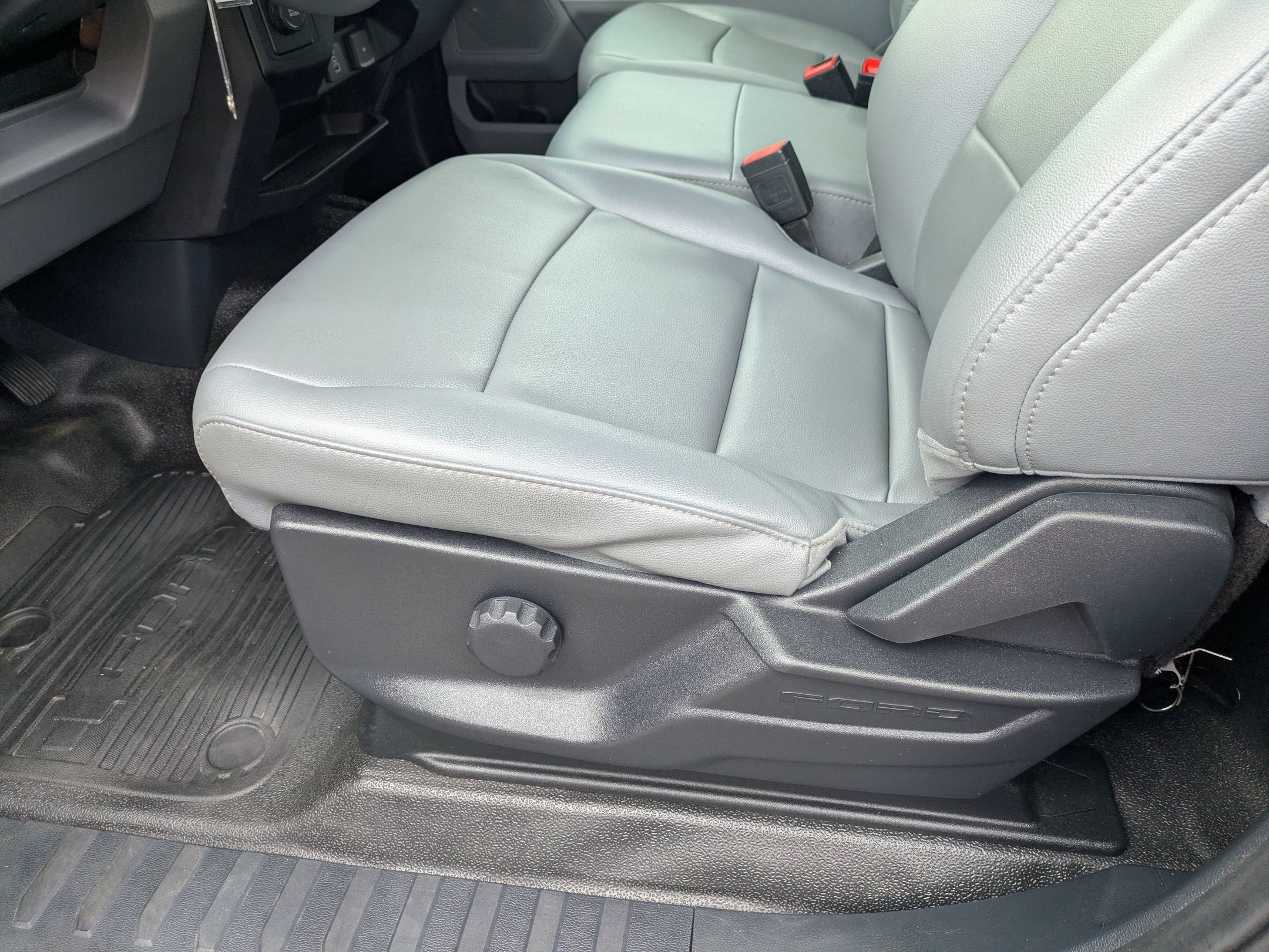 2024 Ford Super Duty F-550 DRW XL