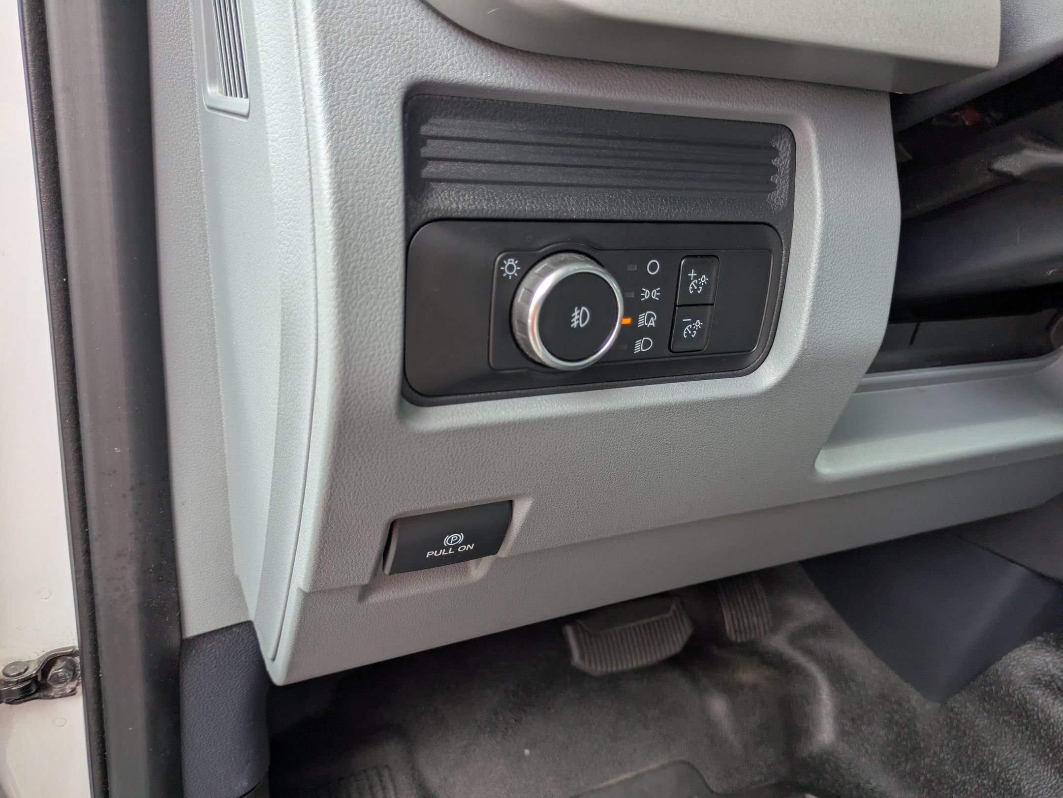2024 Ford Super Duty F-550 DRW XL