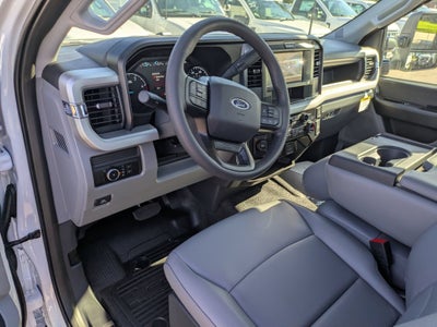 2026 Ford Super Duty F-550 DRW XL