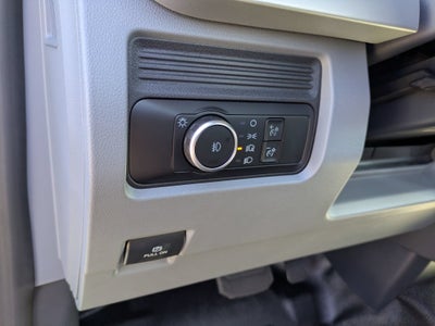 2026 Ford Super Duty F-550 DRW XL