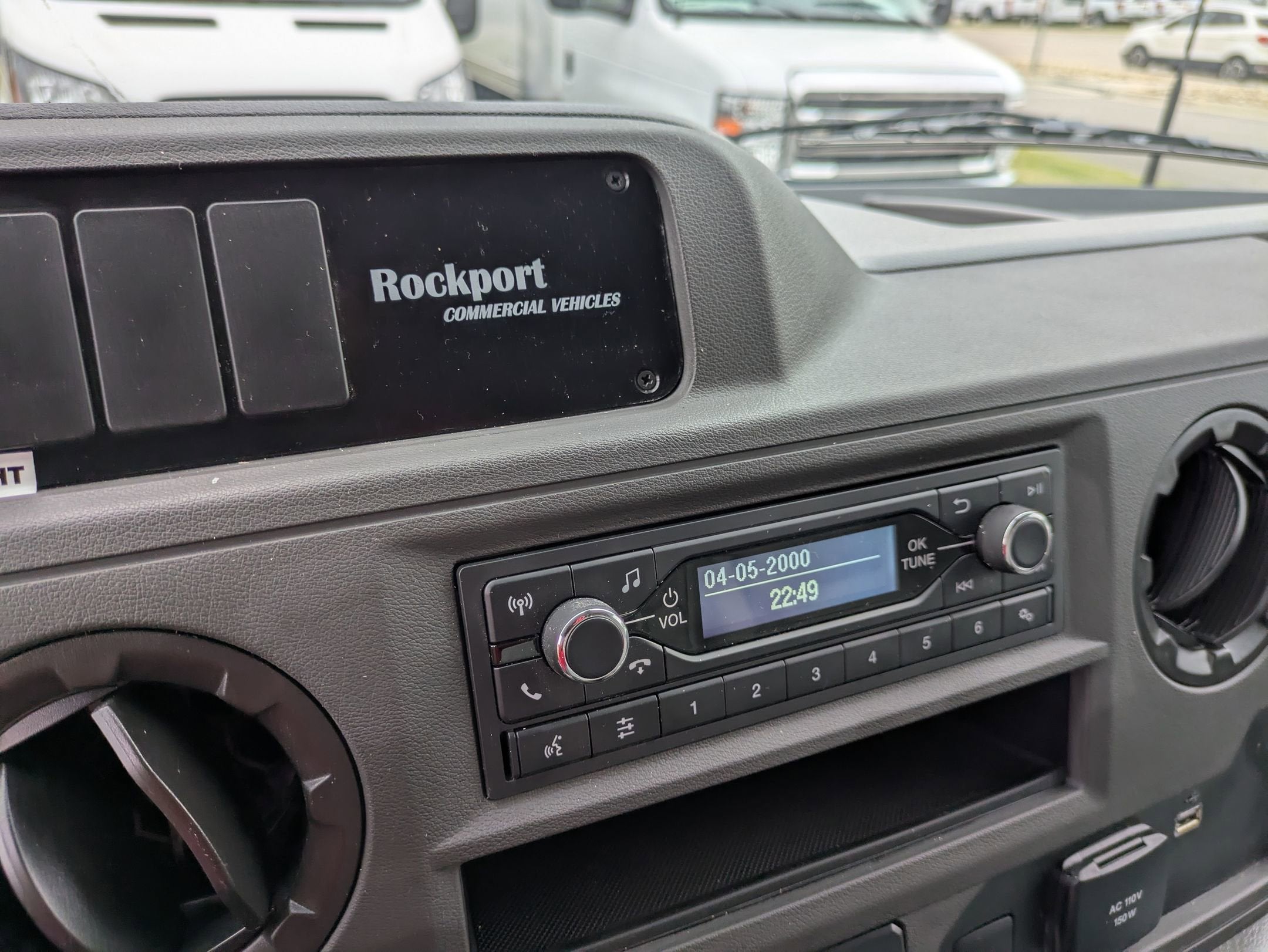 2026 Ford E-Series Cutaway E-350 DRW 176" WB