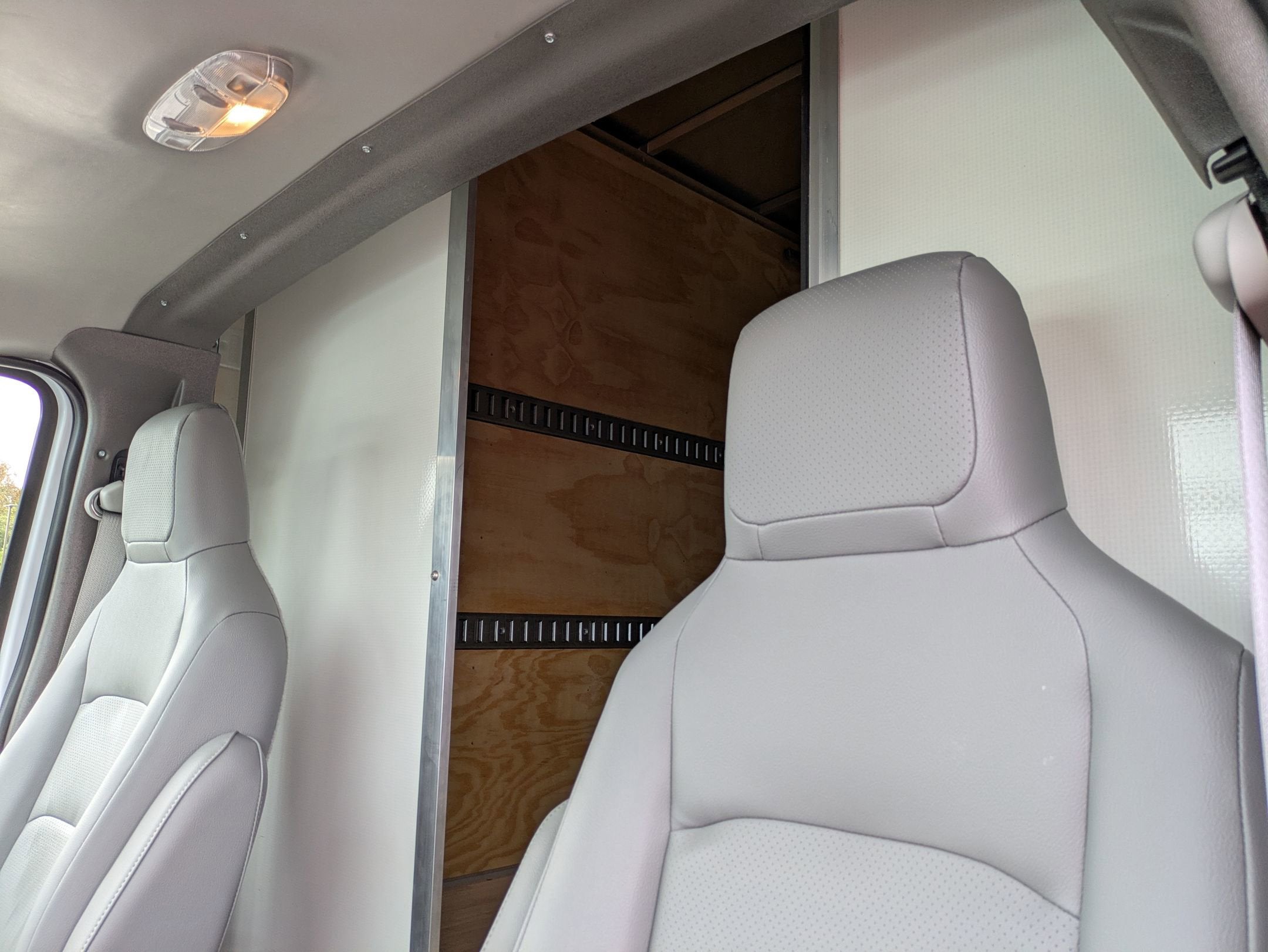 2026 Ford E-Series Cutaway E-350 DRW 176" WB