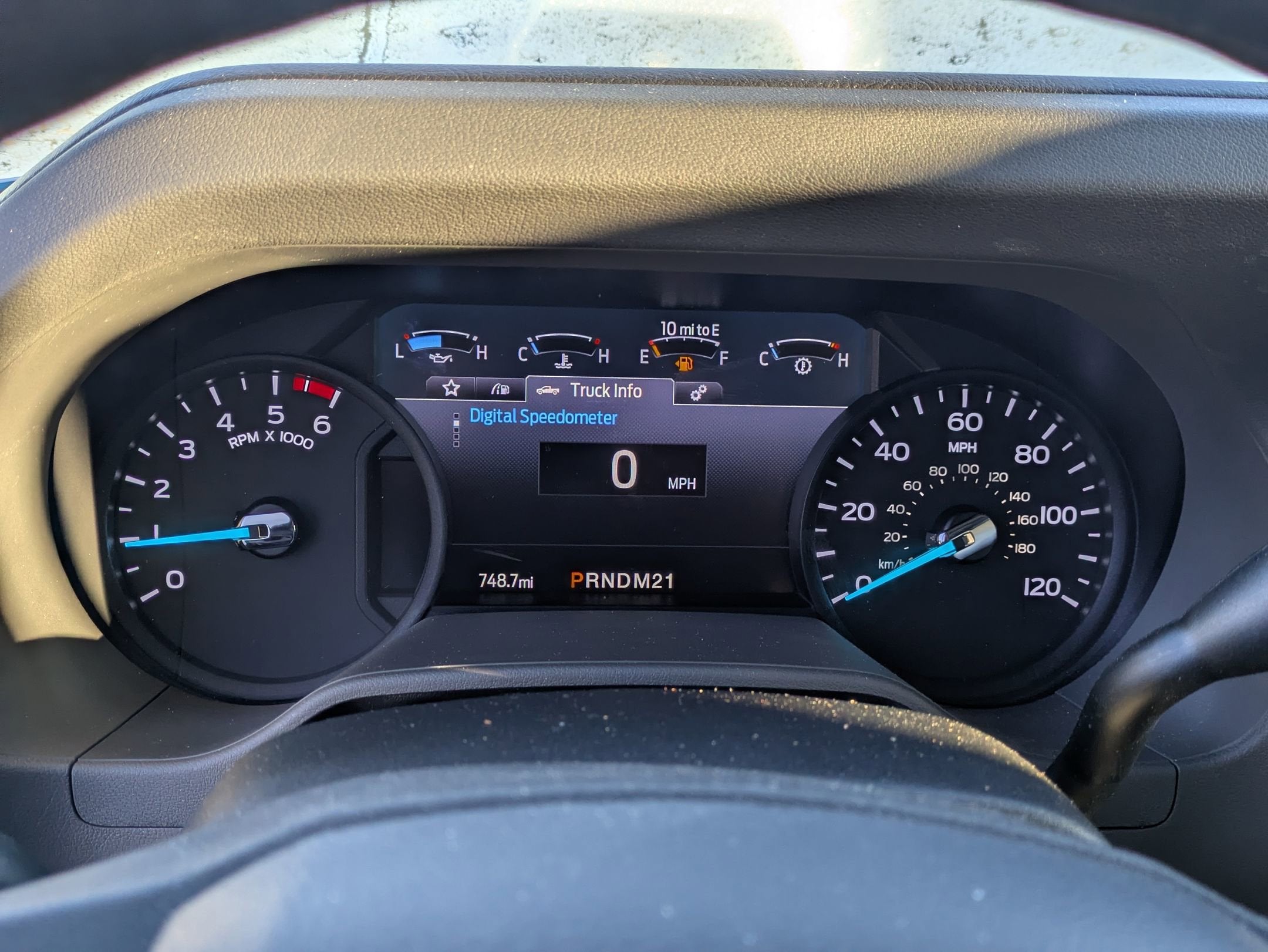 2026 Ford E-Series Cutaway Base