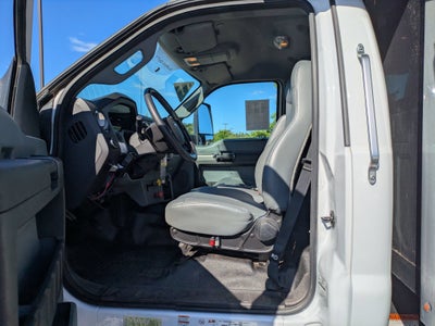 2022 Ford F-750SD Base