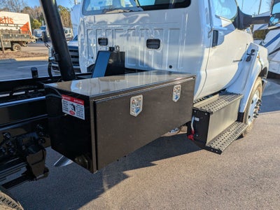 2026 Ford F-750SD Base