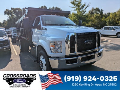 2027 Ford F-750SD Base
