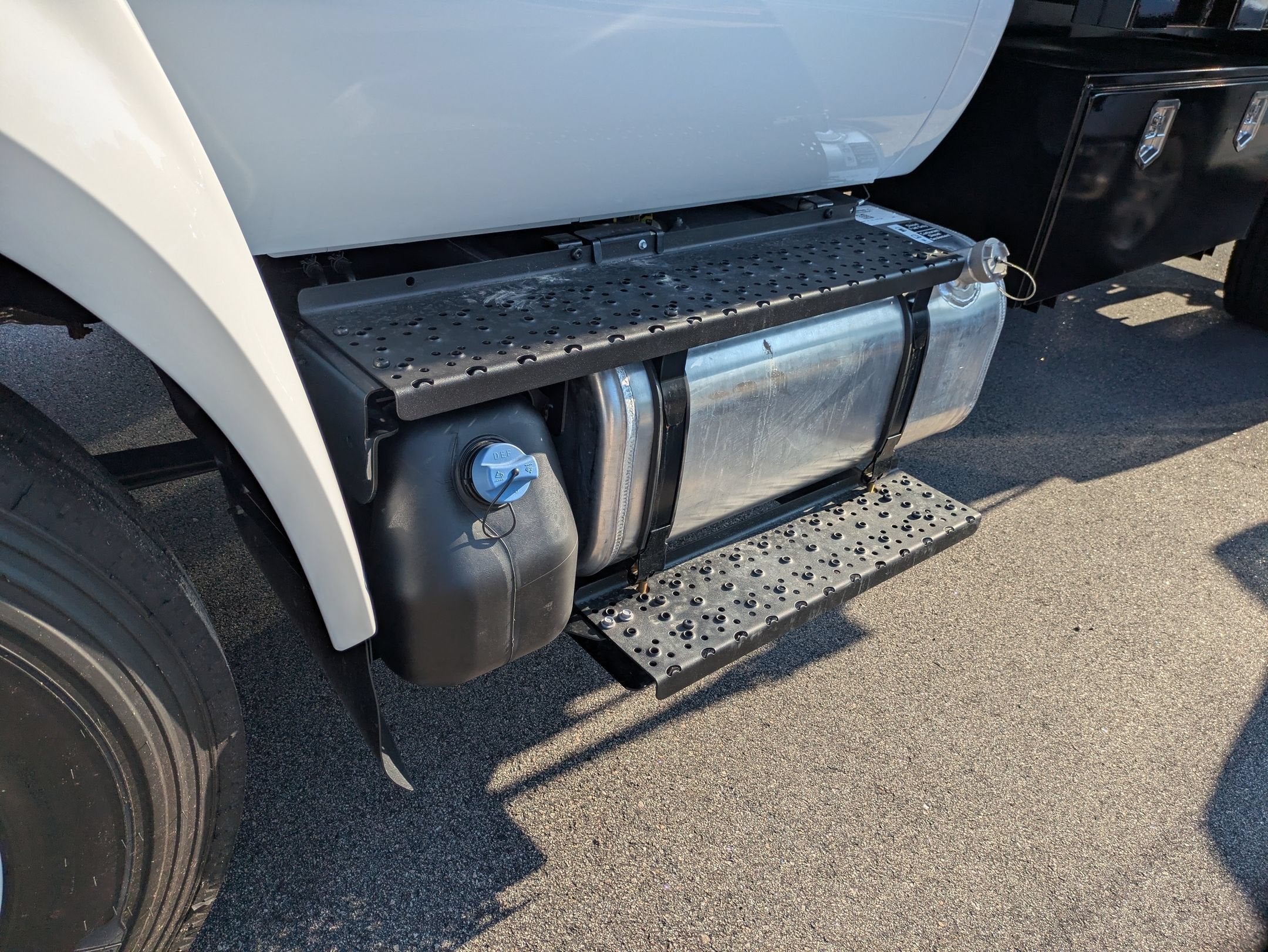 2027 Ford F-750SD Base