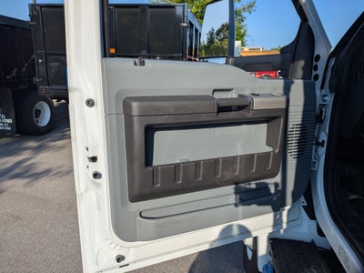 2027 Ford F-750SD Base
