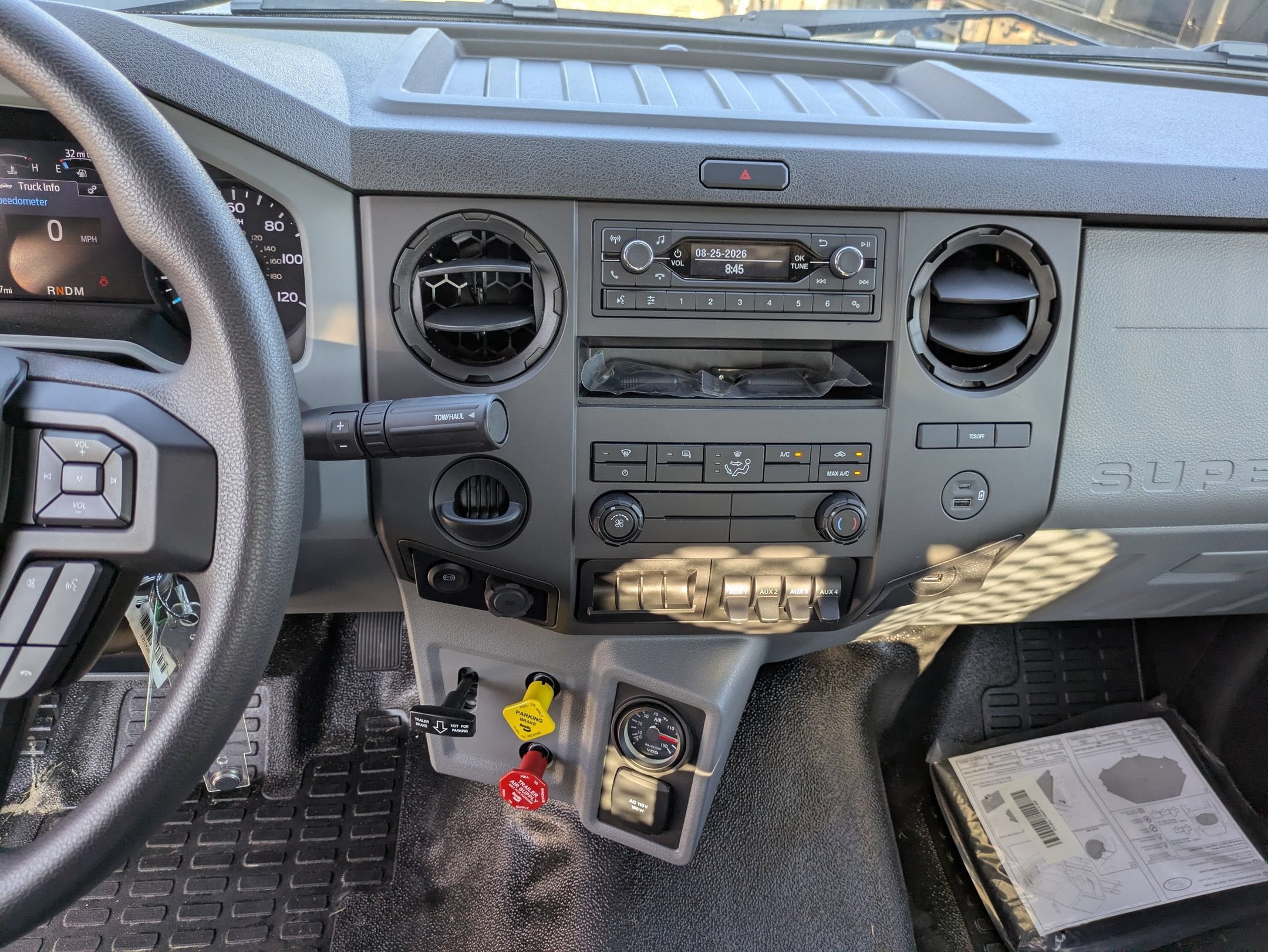 2027 Ford F-750SD Base