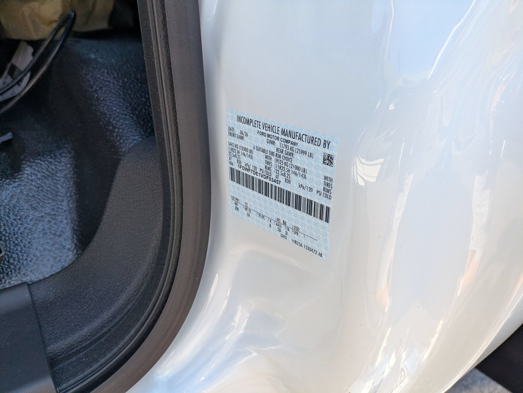 2027 Ford F-750SD Base