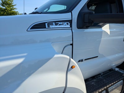 2027 Ford F-750SD Base