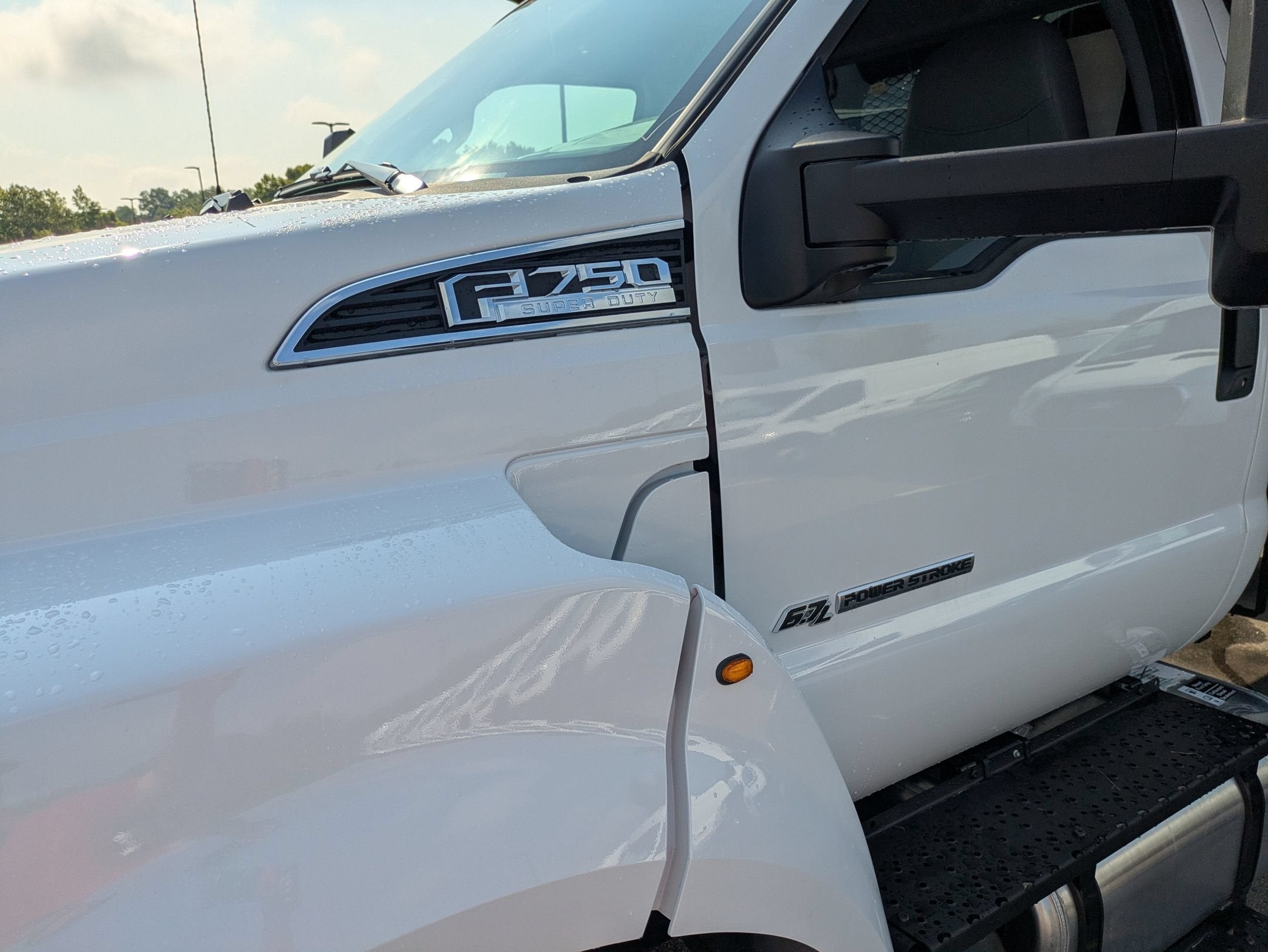 2027 Ford F-750SD Base
