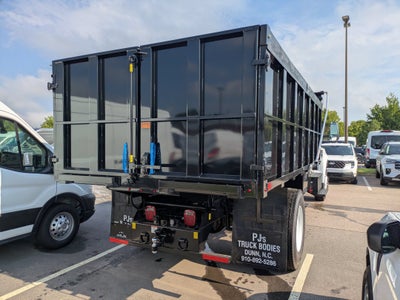 2027 Ford F-750SD Base