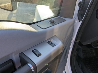 2027 Ford F-750SD Base